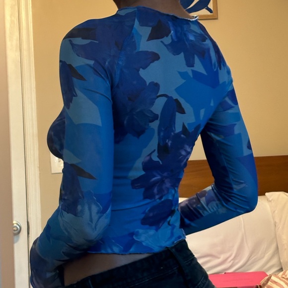 Blue Floral Lace-Up Blouse - Picture 3 of 4